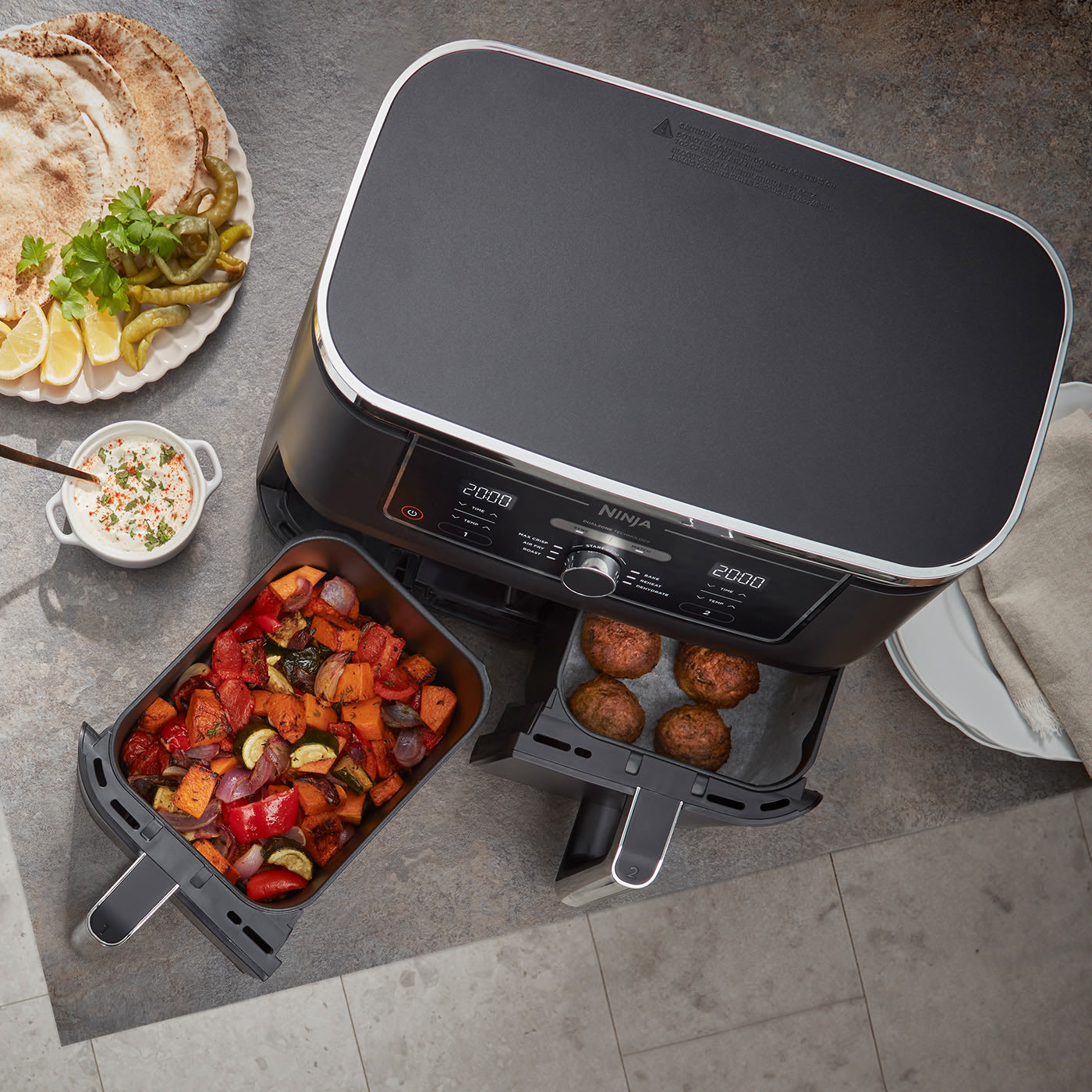 2 independent cooking zones