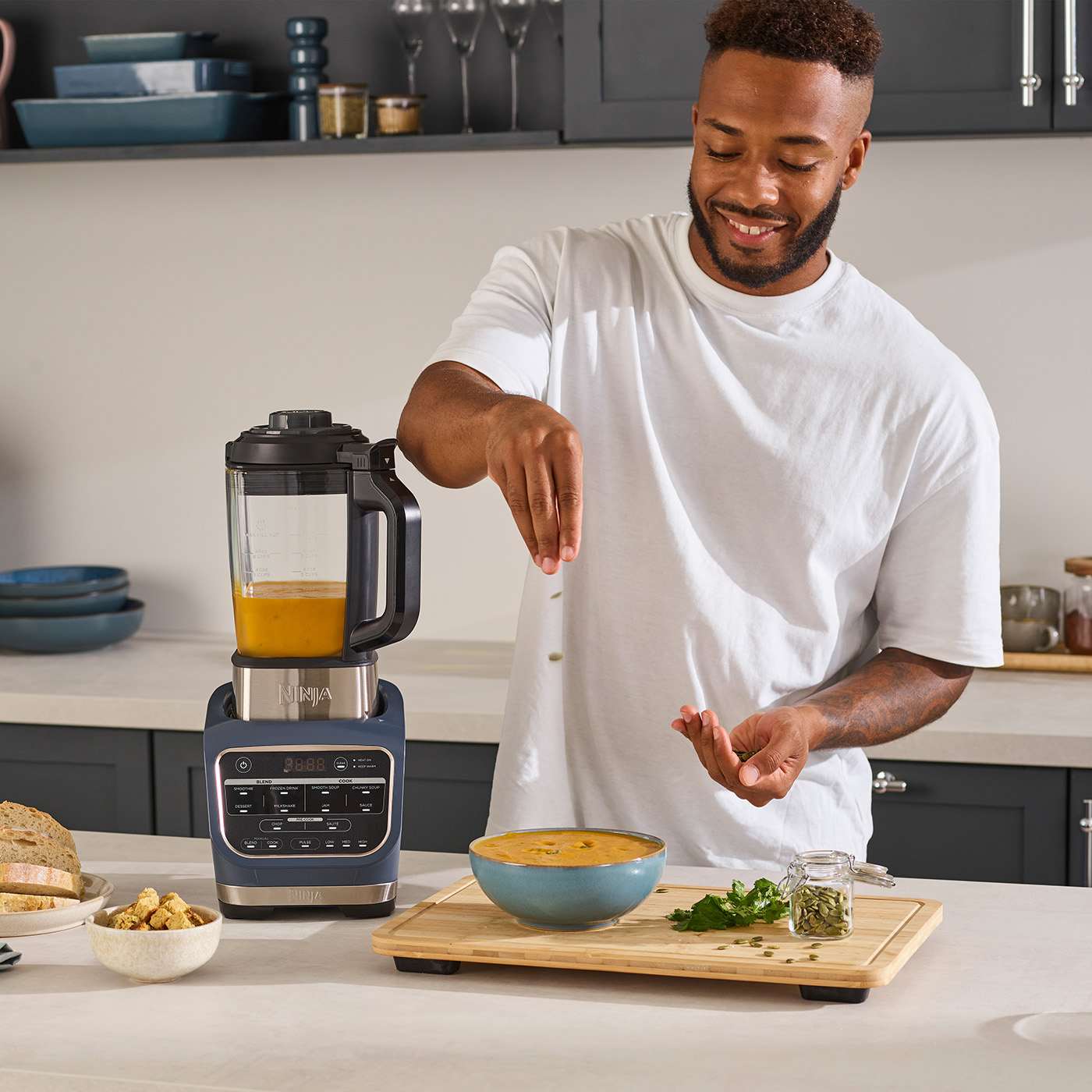 Cooks Soup in 20 Minutes