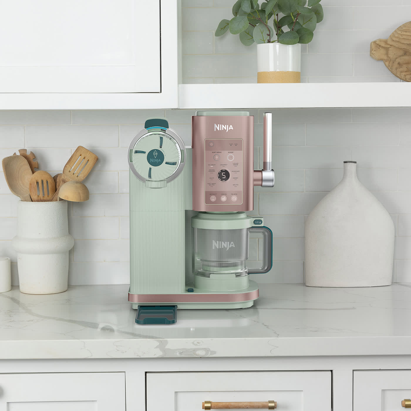 Frozen treats and milkshakes, your way